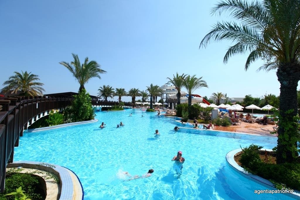 imagini hotel LIBERTY LARA BEACH